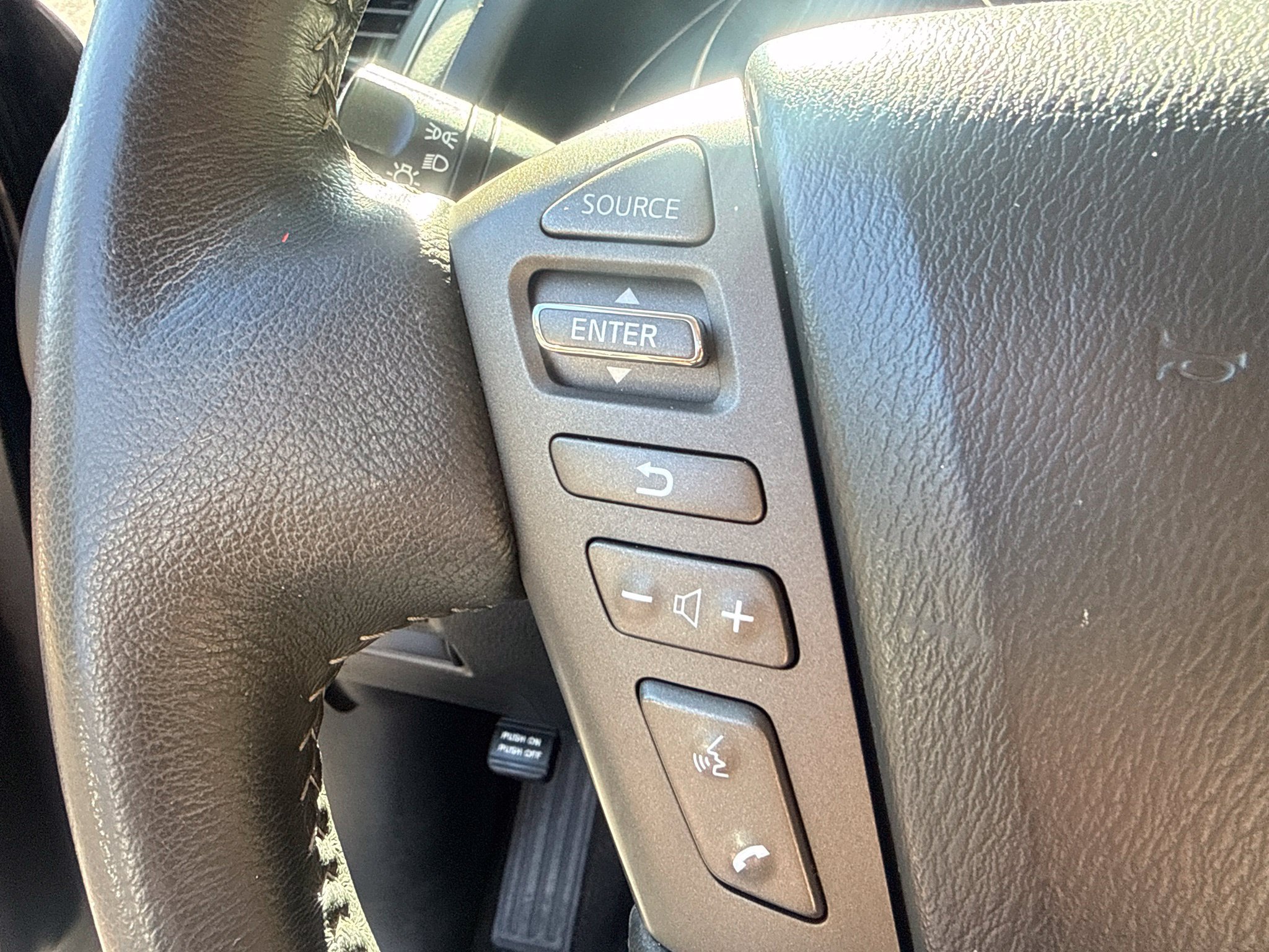 Used 2017 Nissan Armada Platinum AWD/4WD image 20