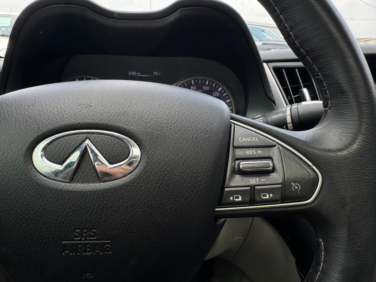 Used 2017 INFINITI Q50 3.0t Premium w/ Cargo Package (L95) image 11