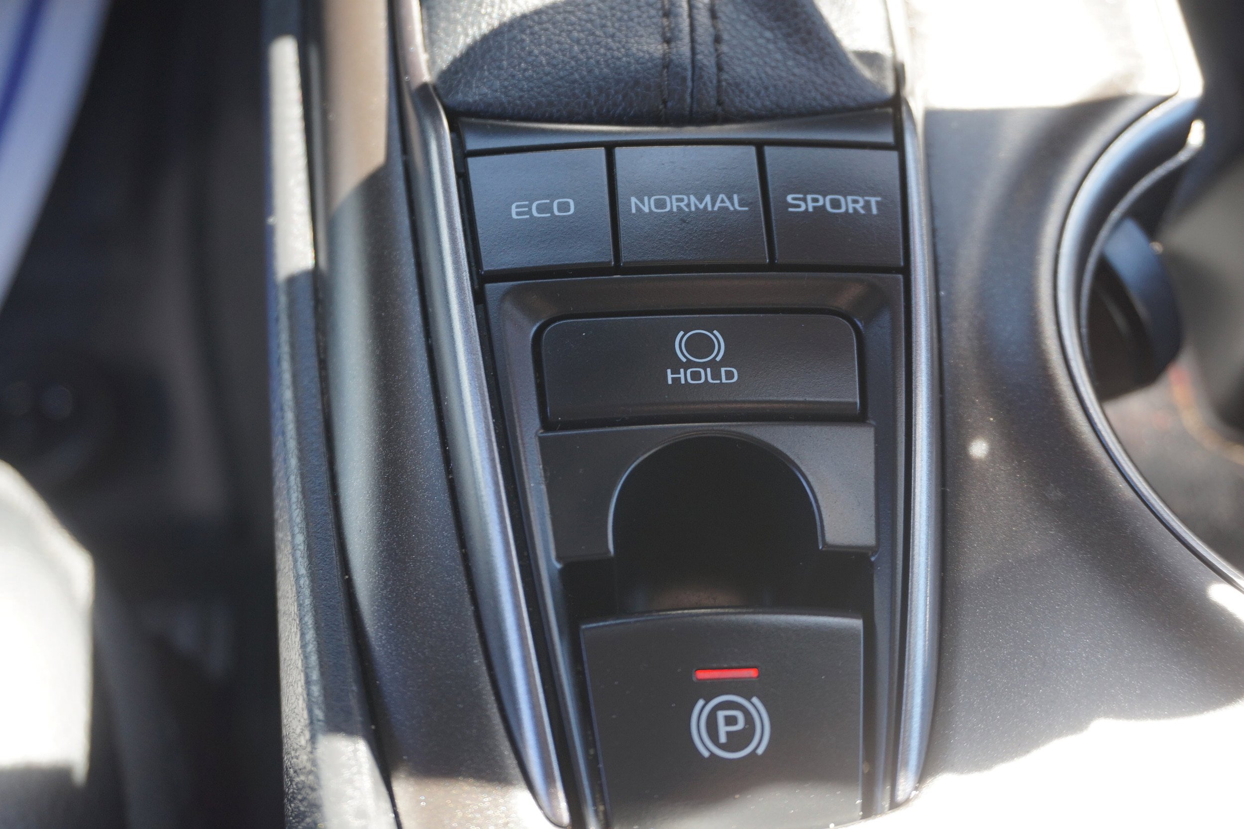 Used 2023 Toyota Camry SE AWD/4WD image 19