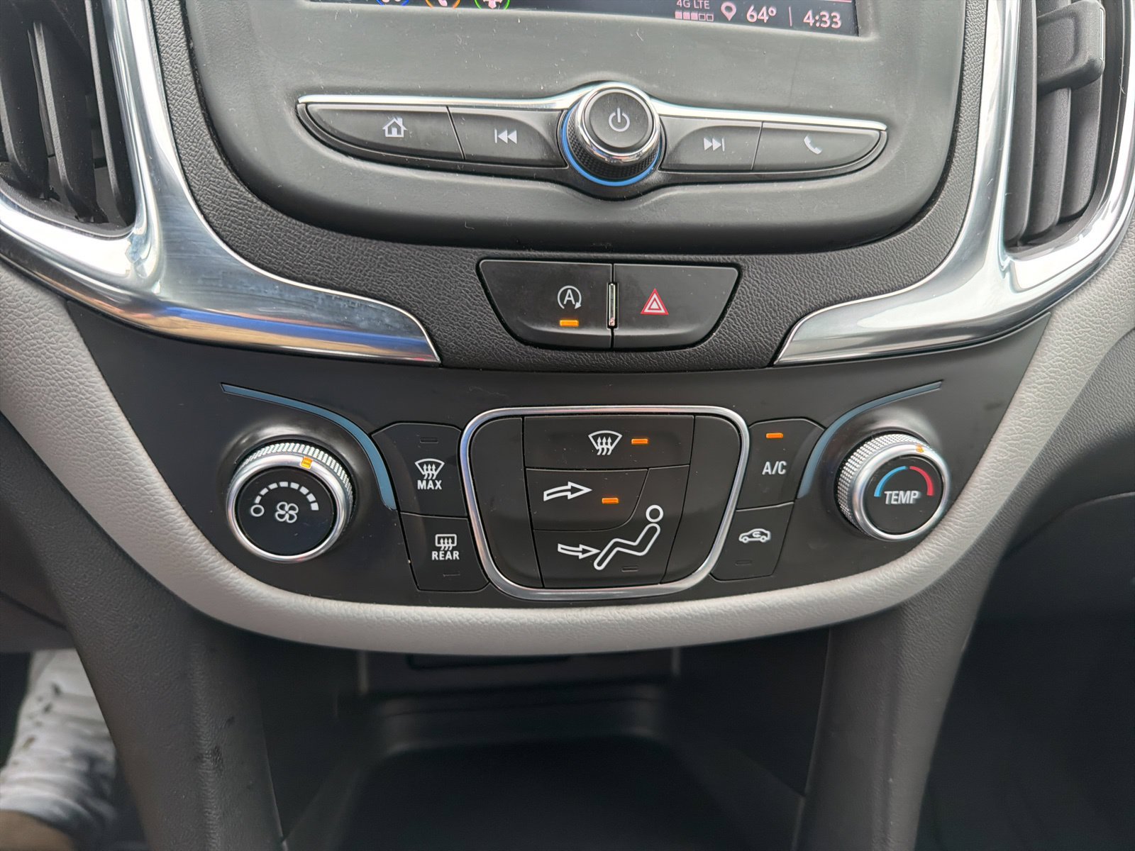 Used 2024 Chevrolet Equinox LS w/ LS Convenience Package AWD/4WD image 15
