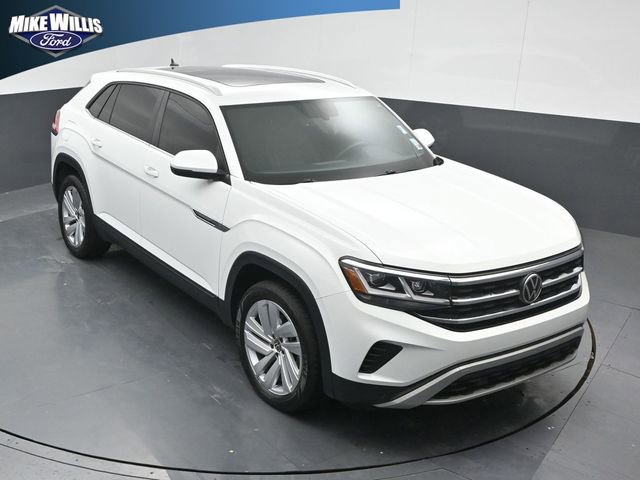 Used 2023 Volkswagen Atlas Cross Sport SE w/ Panoramic Sunroof Package image 9