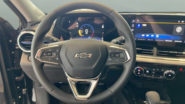New 2026 Chevrolet Trax LT w/ Driver Confidence Package FWD image 14