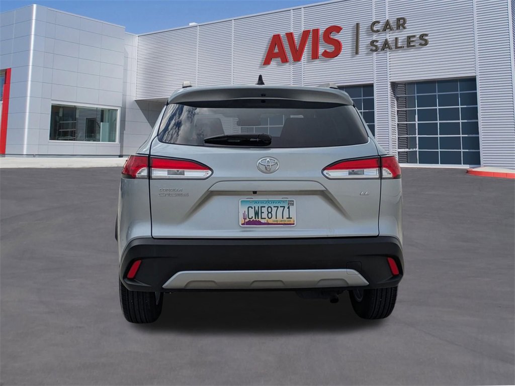 Used 2025 Toyota Corolla Cross LE image 7