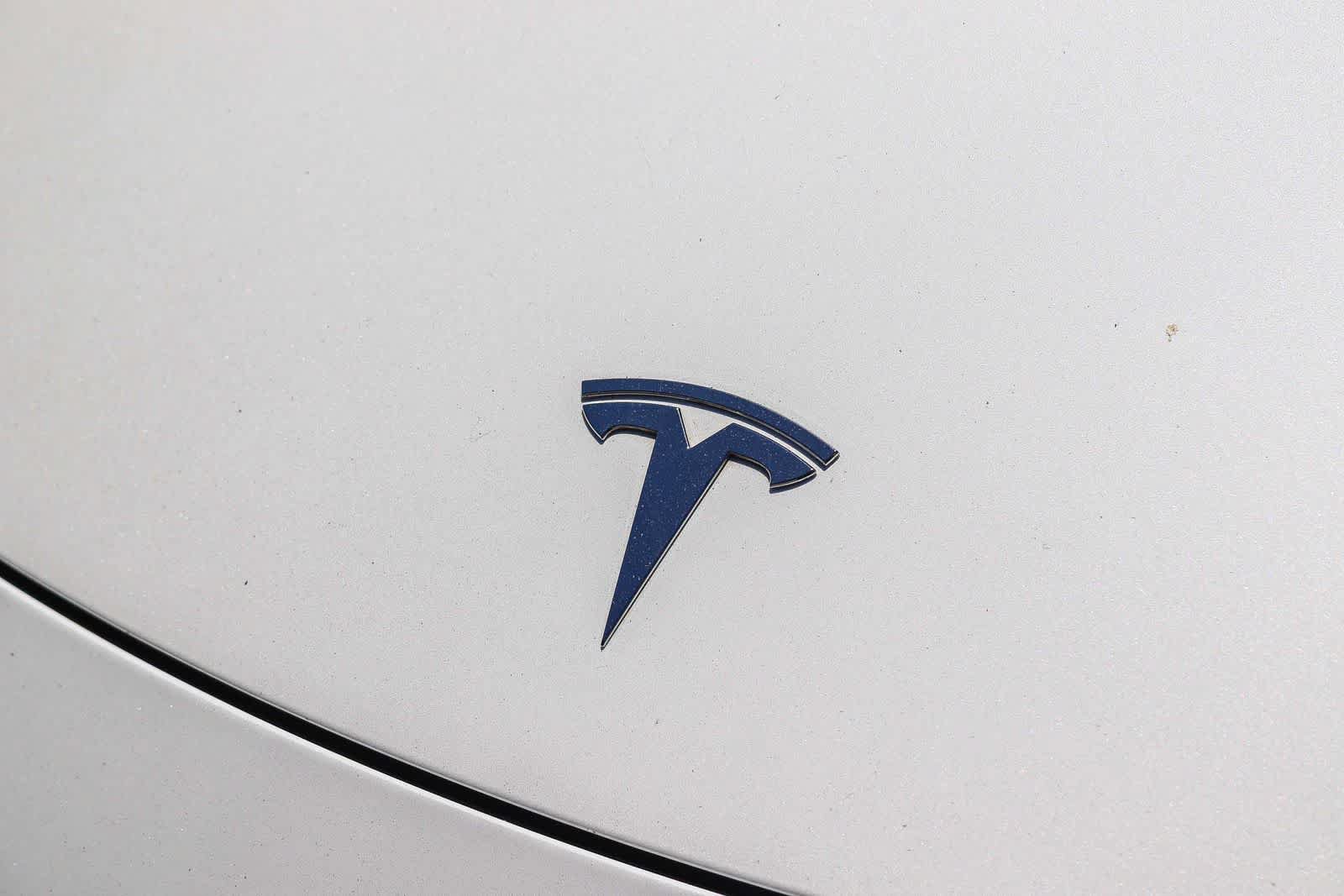 Used 2021 Tesla Model Y Long Range AWD/4WD image 8