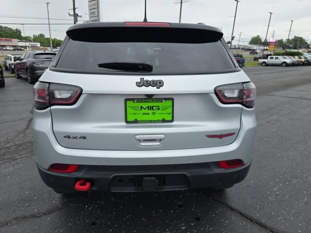 Used 2024 Jeep Compass Trailhawk w/ Trailhawk Elite Group AWD/4WD image 6