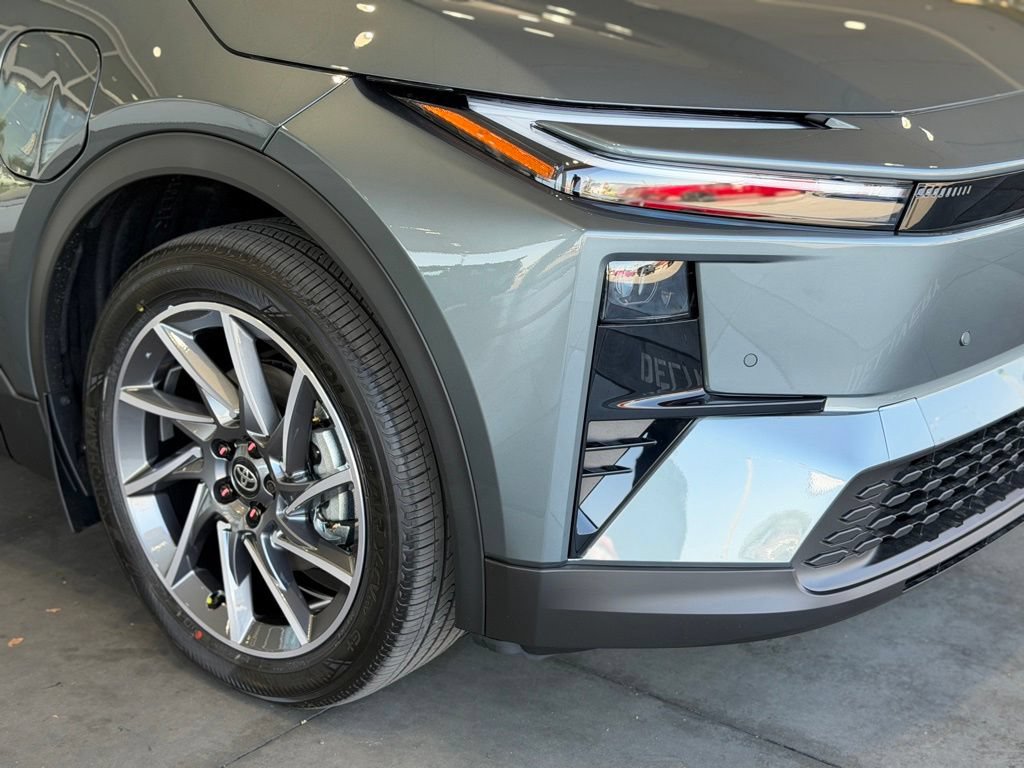 New 2026 Toyota C-HR AWD/4WD image 8