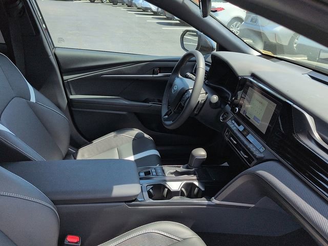 Used 2026 Toyota Camry SE FWD image 10