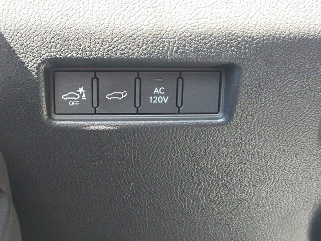 Used 2024 Lexus GX 550 w/ Cold Area Package AWD/4WD image 17