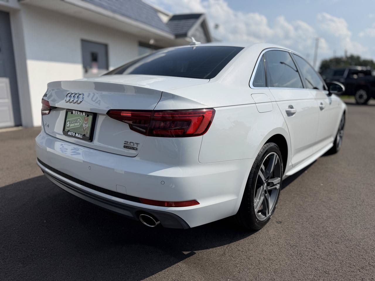 Used 2017 Audi A4 2.0T Premium Plus w/ Premium Plus Package AWD/4WD image 8