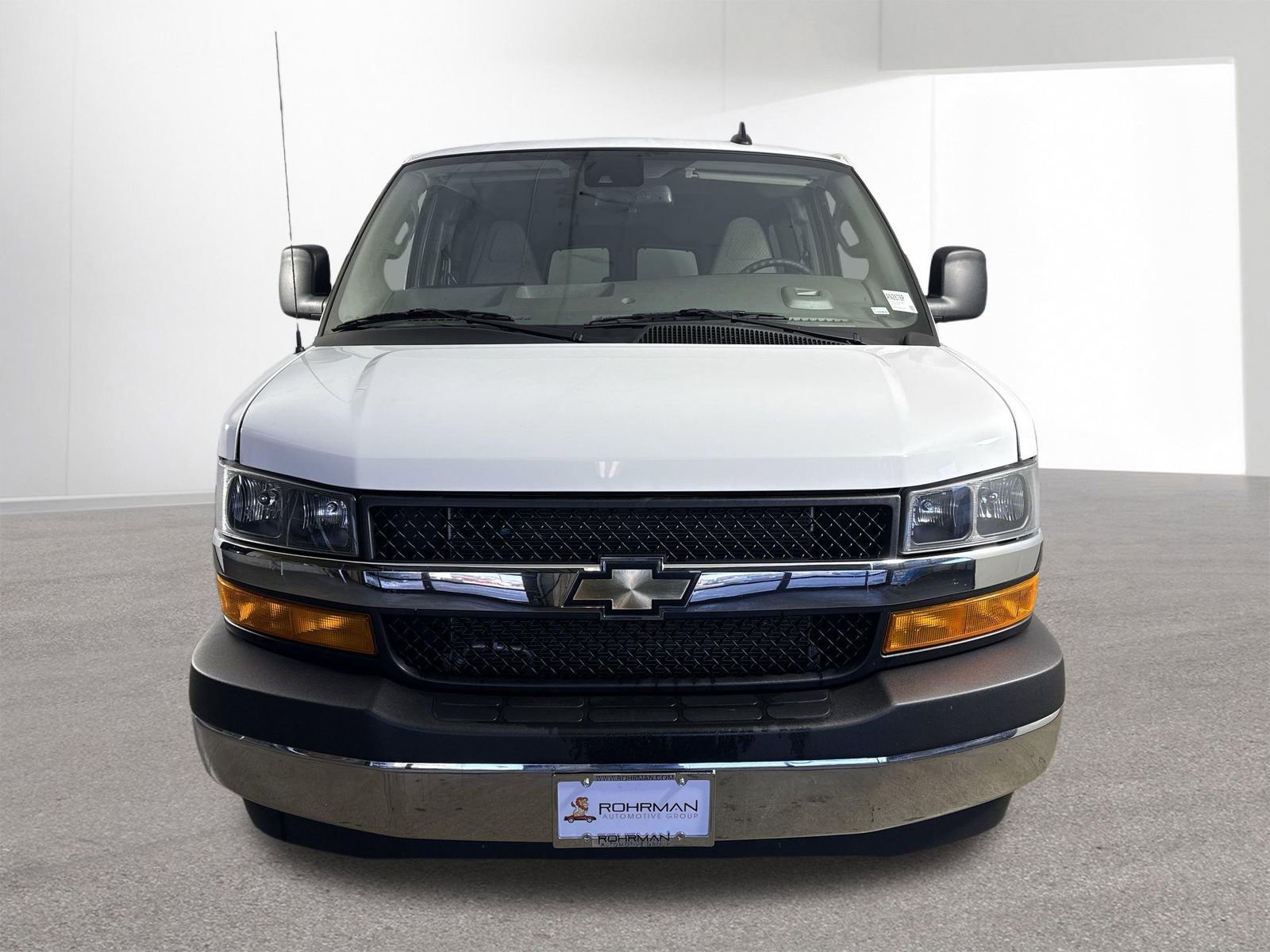 Used 2024 Chevrolet Express 3500 LT w/ LT Preferred Equipment Group RWD image 24