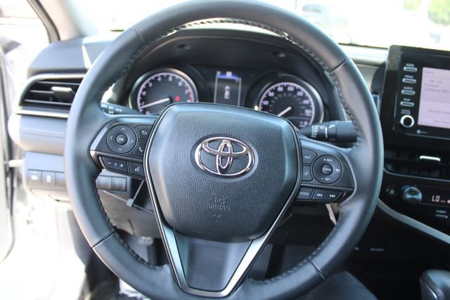 Used 2024 Toyota Camry SE FWD image 15