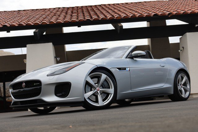 Used 2019 Jaguar F-TYPE R-Dynamic RWD image 3