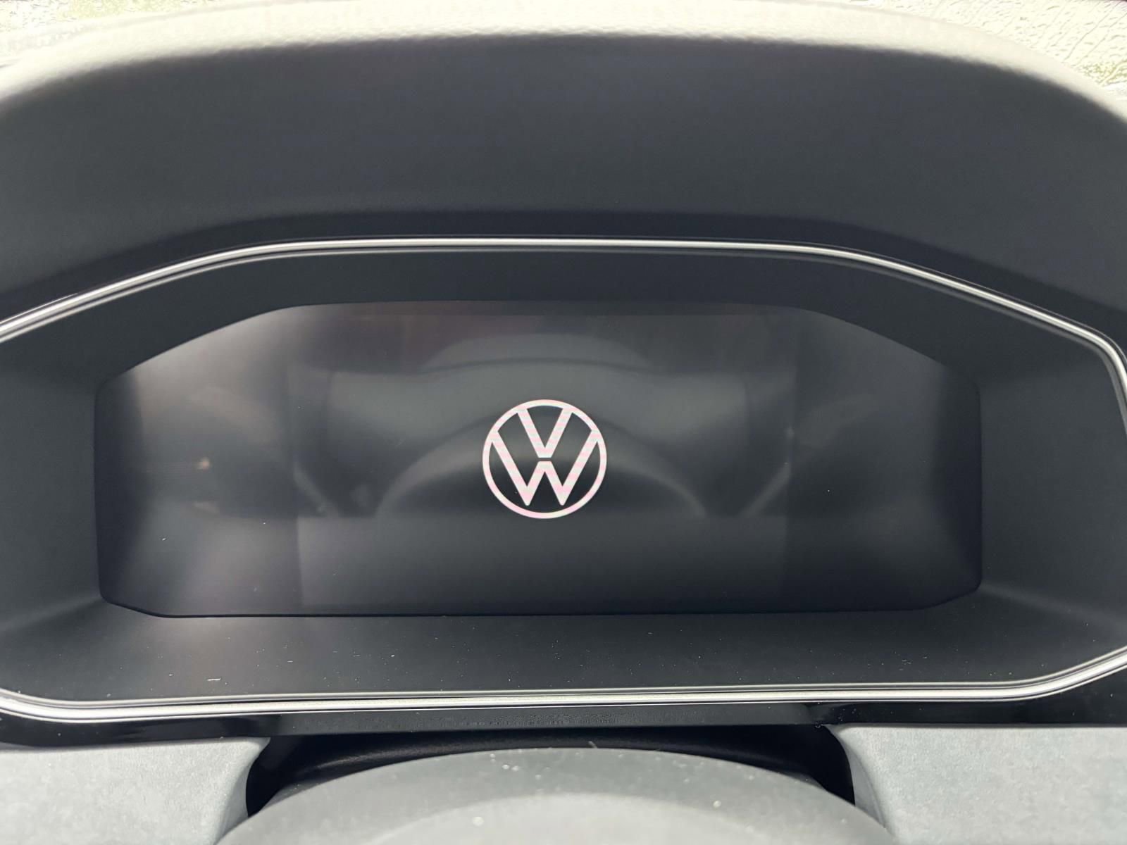 New 2026 Volkswagen Jetta SE FWD image 16