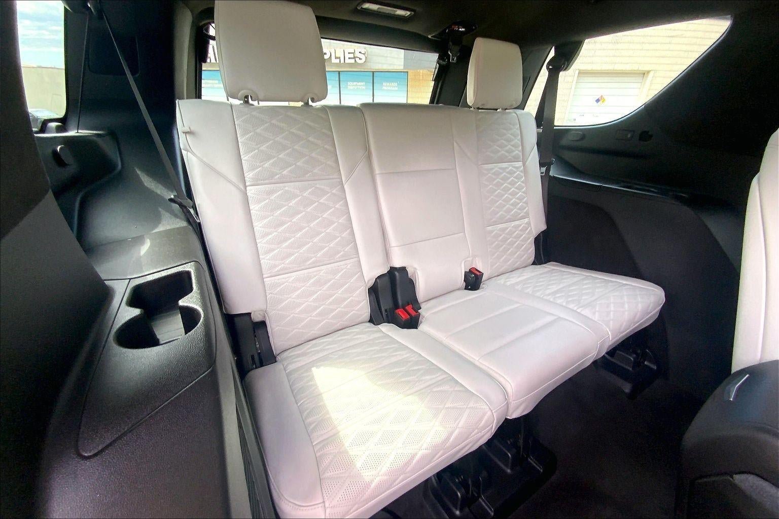 Certified 2026 Cadillac Escalade Platinum Sport AWD/4WD image 25