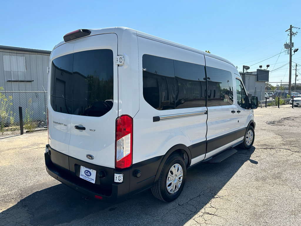 Used 2024 Ford Transit 350 XLT image 10