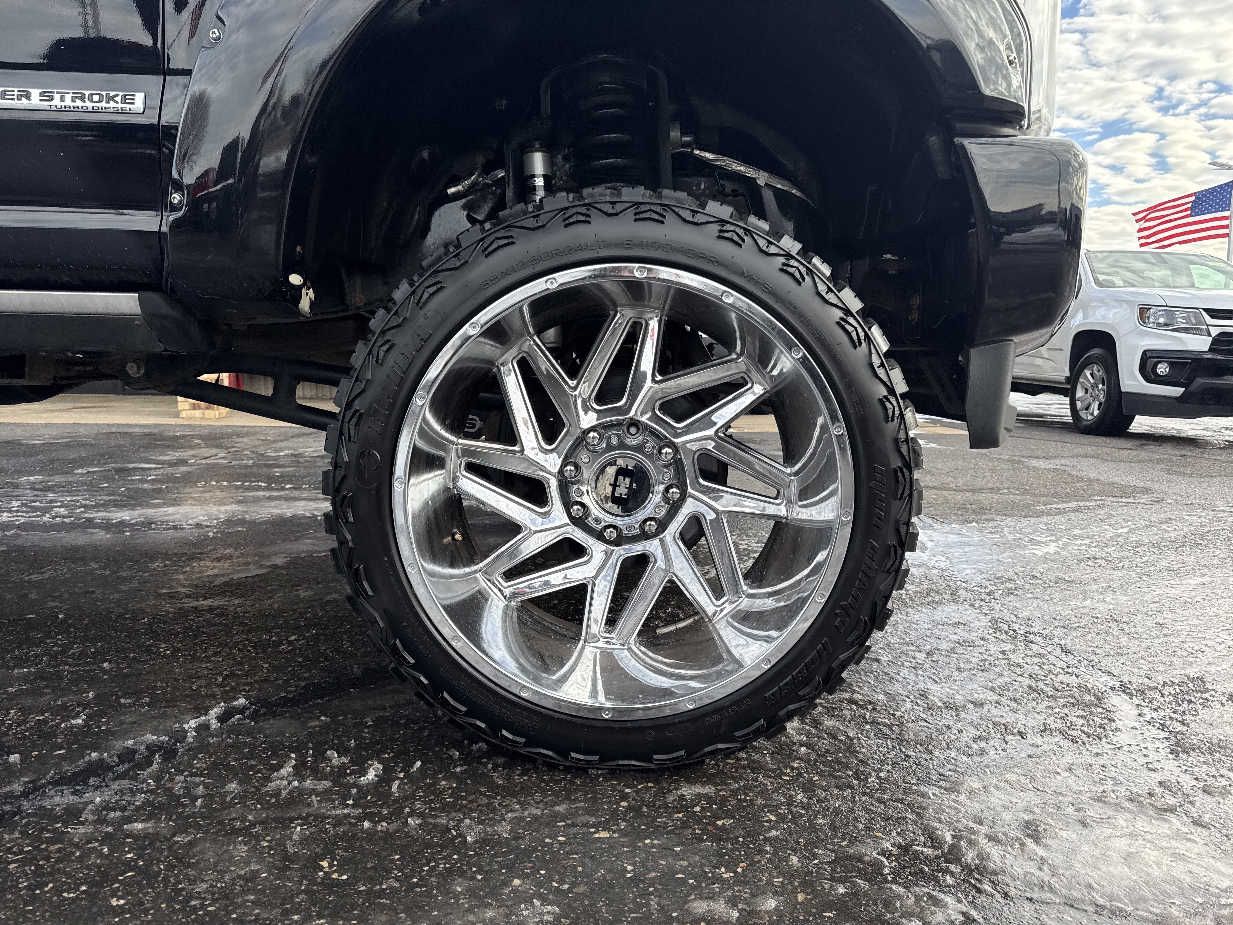 Used 2019 Ford F250 Platinum w/ Platinum Ultimate Package image 9