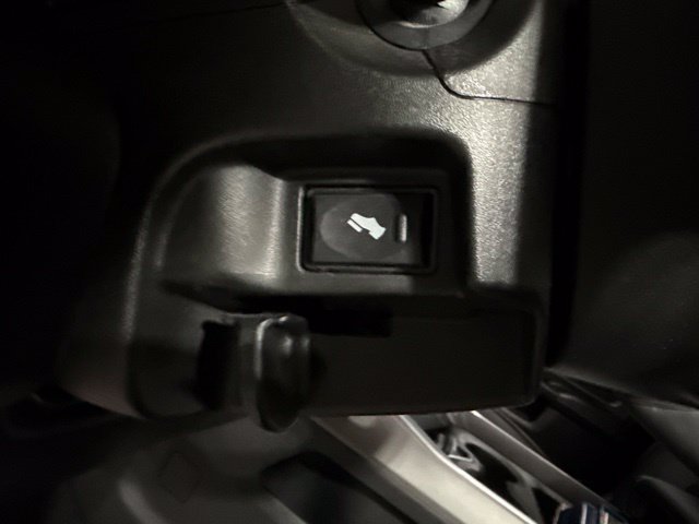 Used 2022 RAM 2500 Laramie AWD/4WD image 9