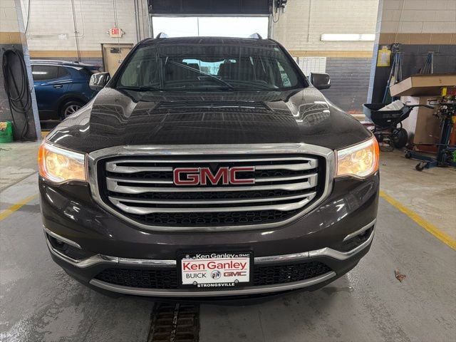 Used 2017 GMC Acadia SLT image 2