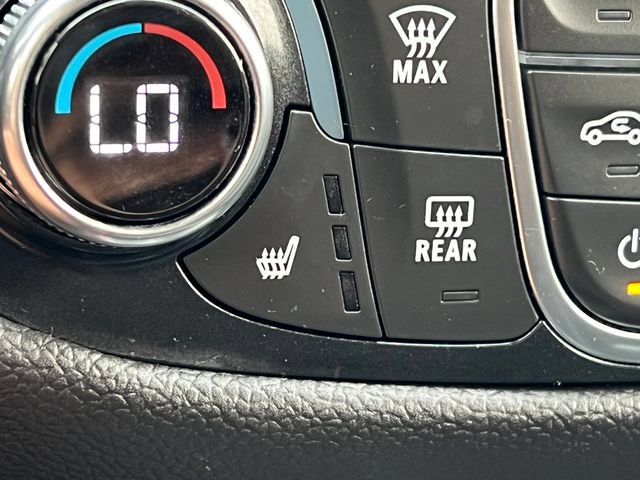 Used 2024 Chevrolet Equinox Premier AWD/4WD image 31