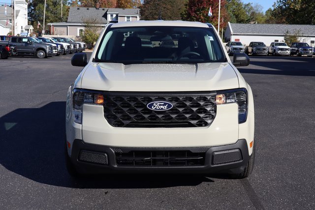 New 2025 Ford Maverick XL w/ Equipment Group 101A image 14