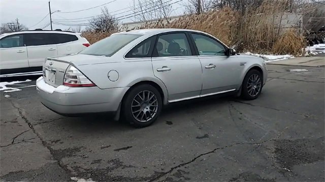 Used 2008 Ford Taurus Limited image 8