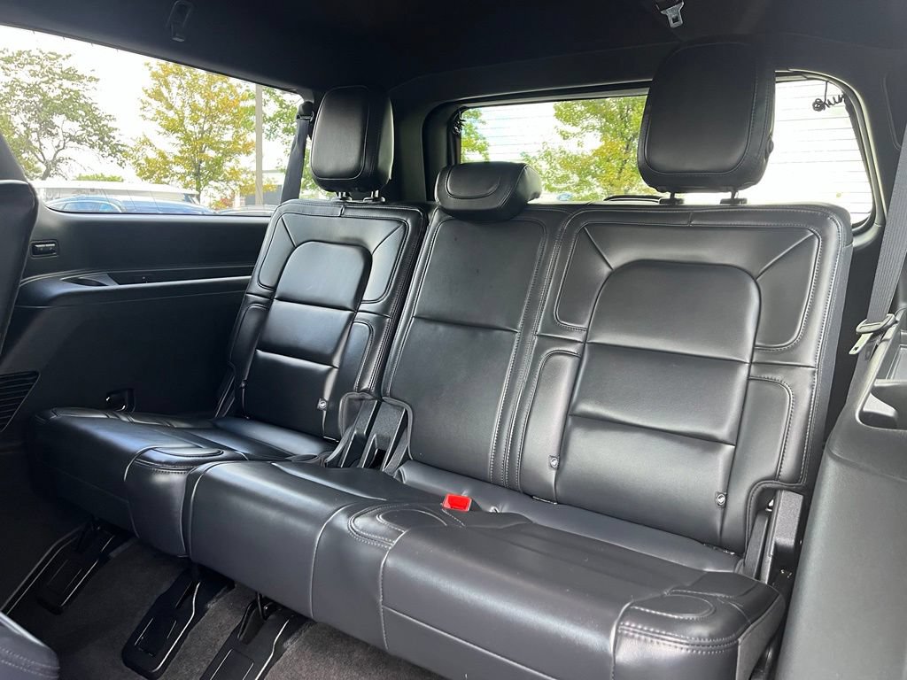 Certified 2023 Lincoln Navigator L Reserve AWD/4WD image 16