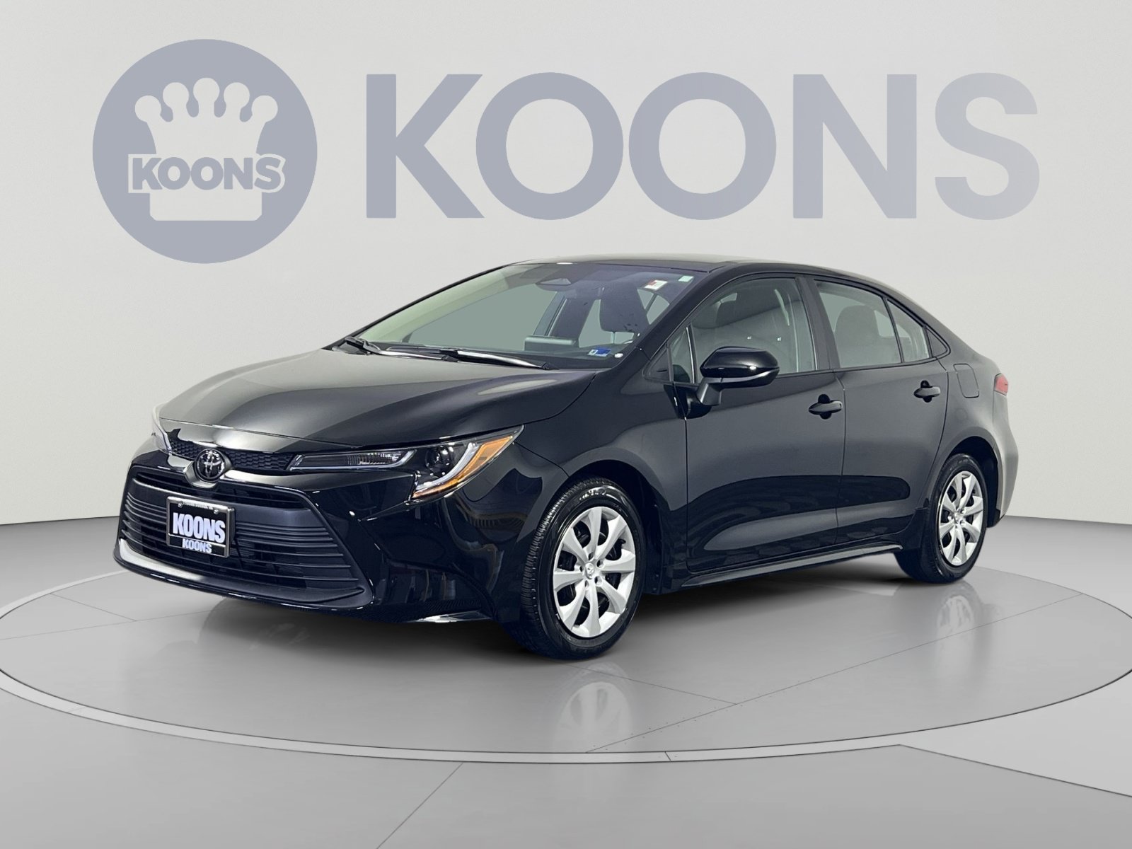 Used 2026 Toyota Corolla LE FWD image 1