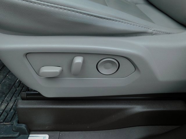 Used 2023 Chevrolet Silverado 1500 RST w/ Convenience Package II image 27