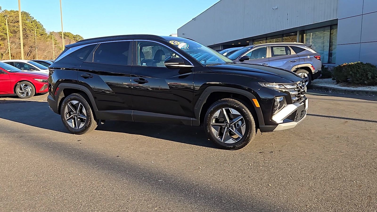 Certified 2025 Hyundai Tucson SEL image 2