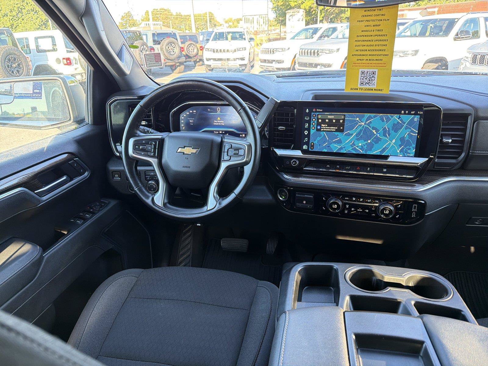 Used 2025 Chevrolet Silverado 1500 LT AWD/4WD image 21
