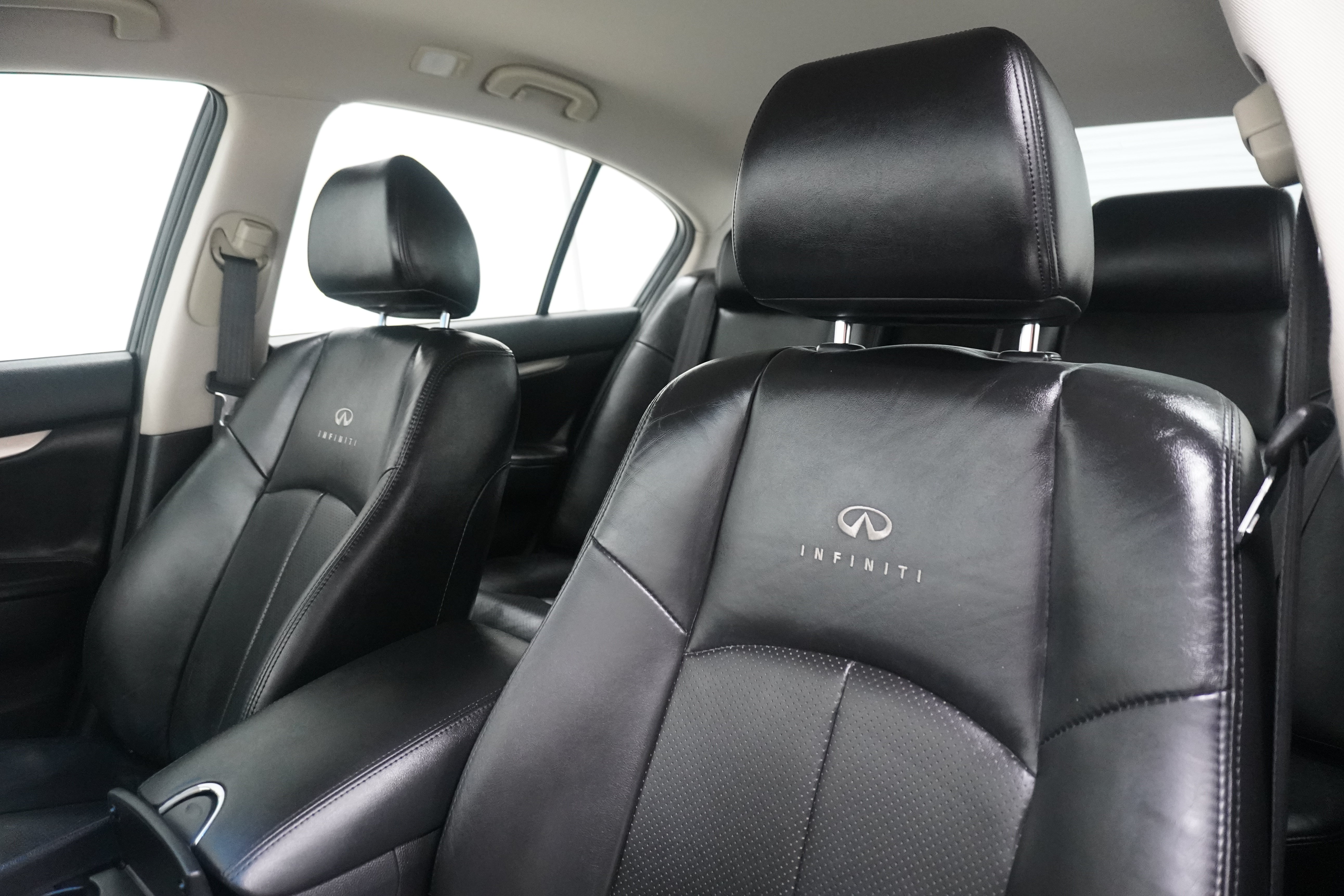 Used 2011 INFINITI G25 RWD image 11