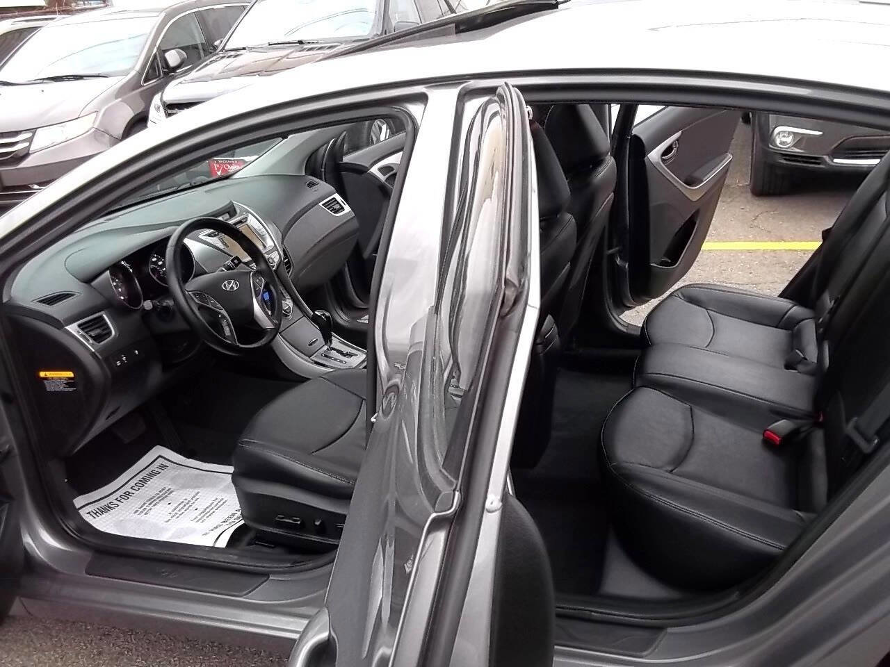 Used 2013 Hyundai Elantra Limited w/ Technology Pkg image 6