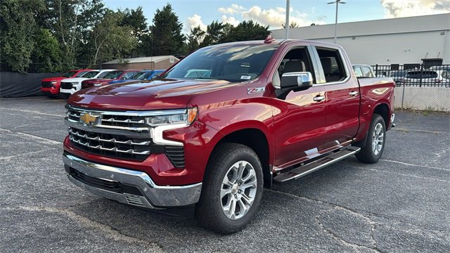 New 2026 Chevrolet Silverado 1500 LTZ w/ LTZ Premium Package image 3
