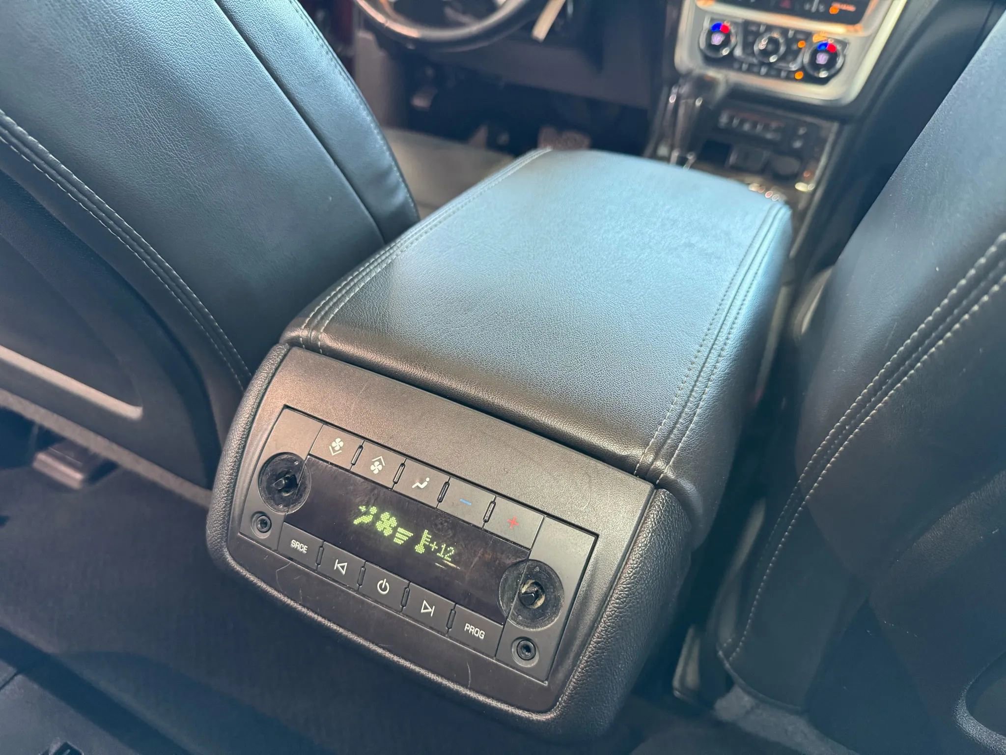 Used 2017 GMC Acadia Limited SLT image 21