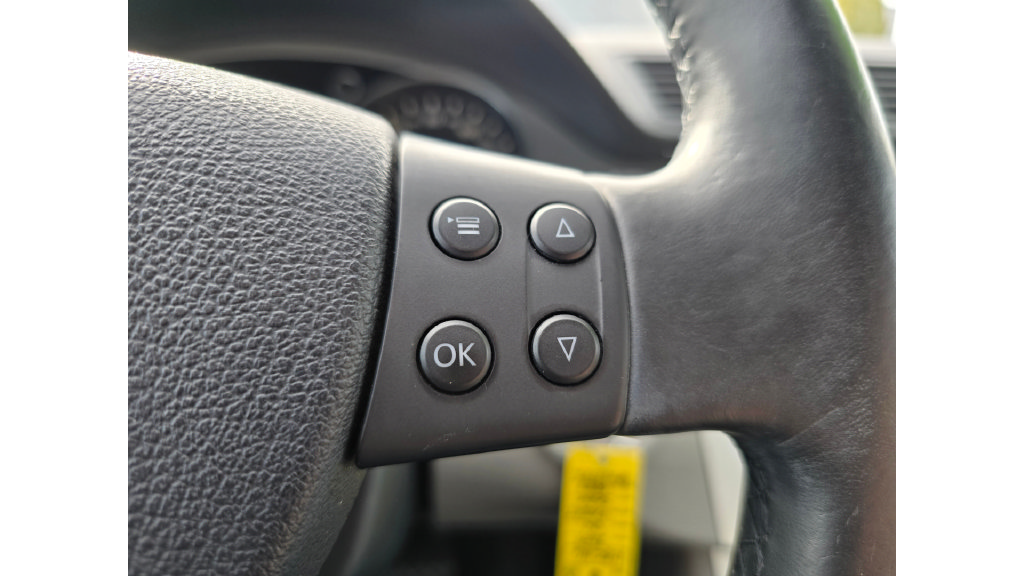 Used 2009 Volkswagen Passat Komfort FWD image 27