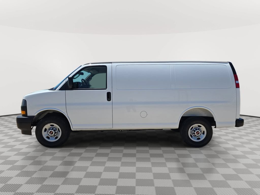 New 2026 GMC Savana 2500 w/ Driver Convenience Package RWD image 4