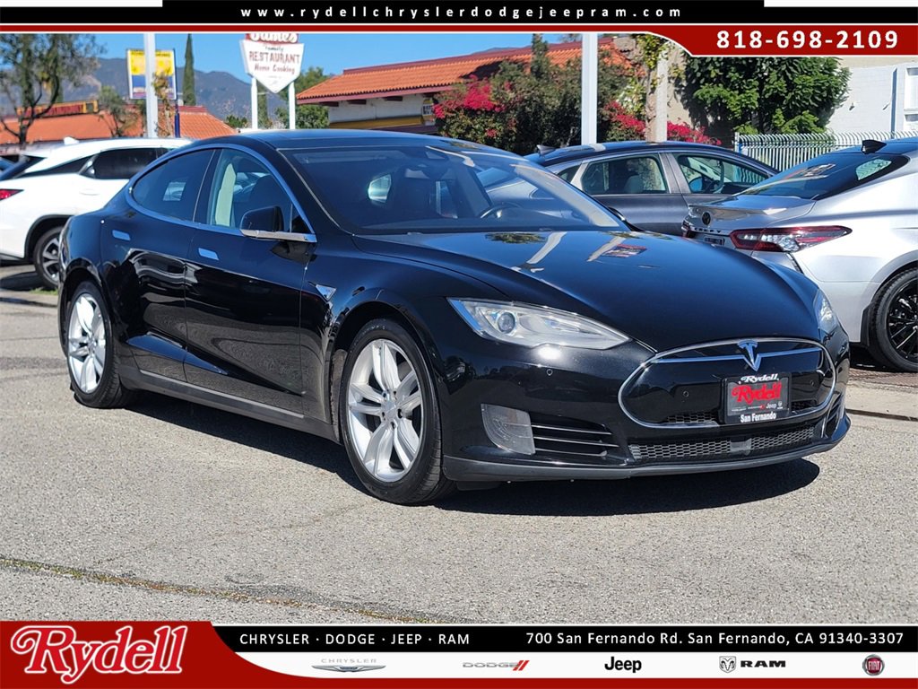 Used 2015 Tesla Model S image 1
