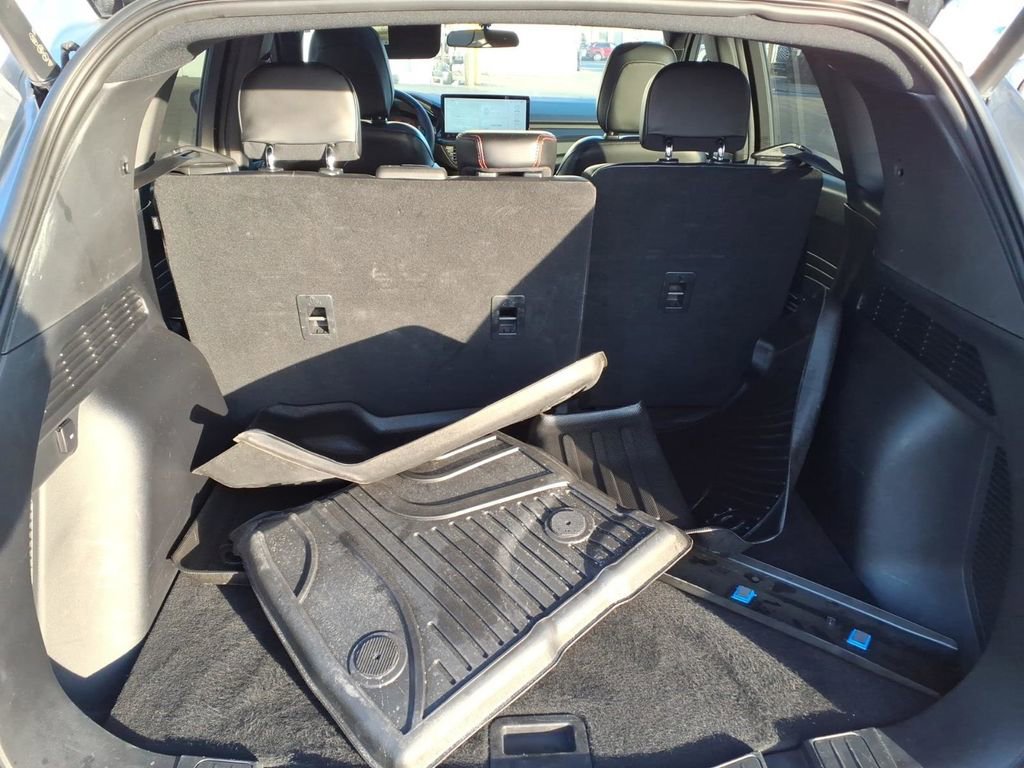 Used 2024 Ford Escape ST-Line w/ Tech Pack #1 image 22