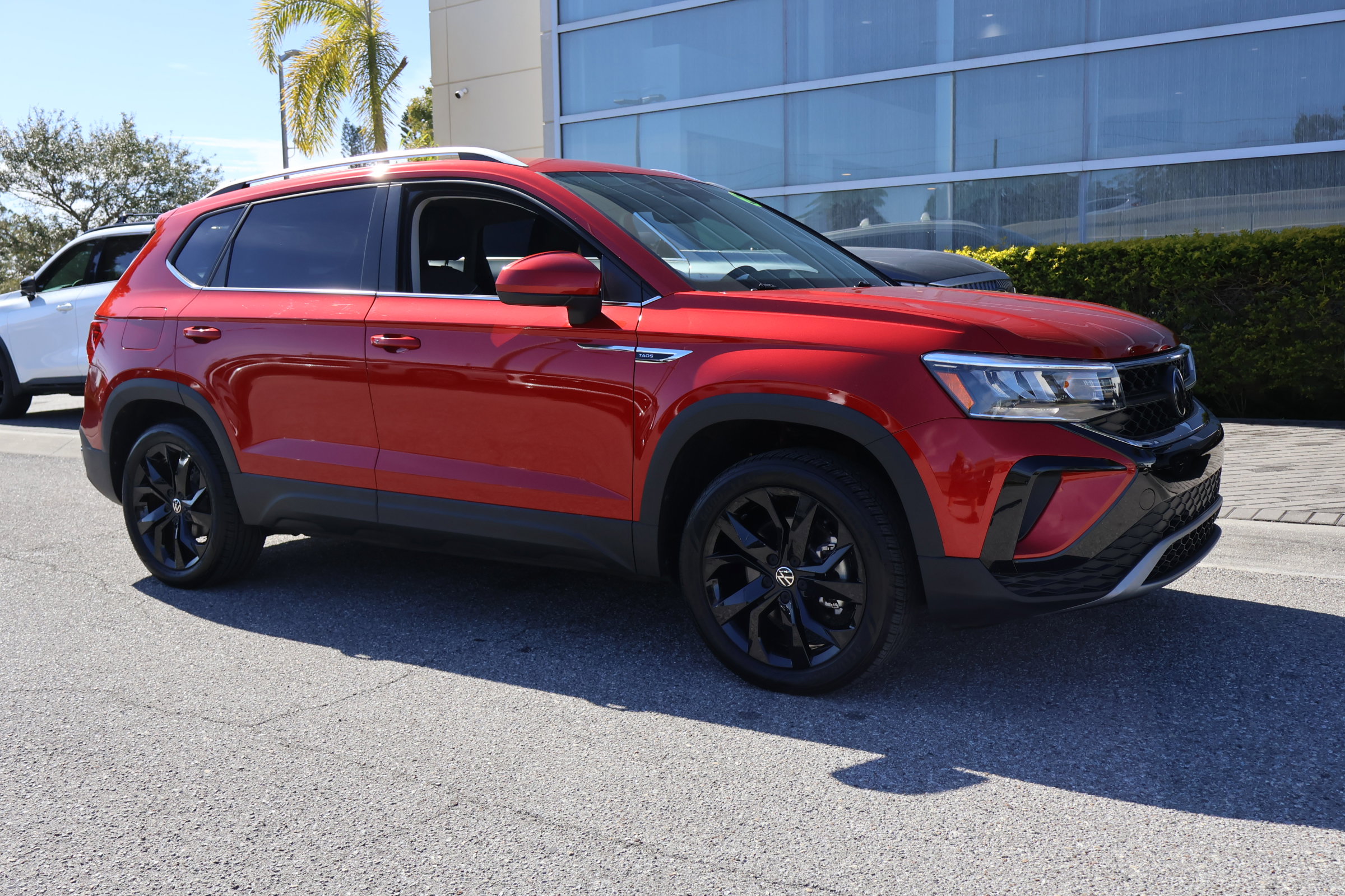 Used 2023 Volkswagen Taos SE w/ Black Wheel Package image 11