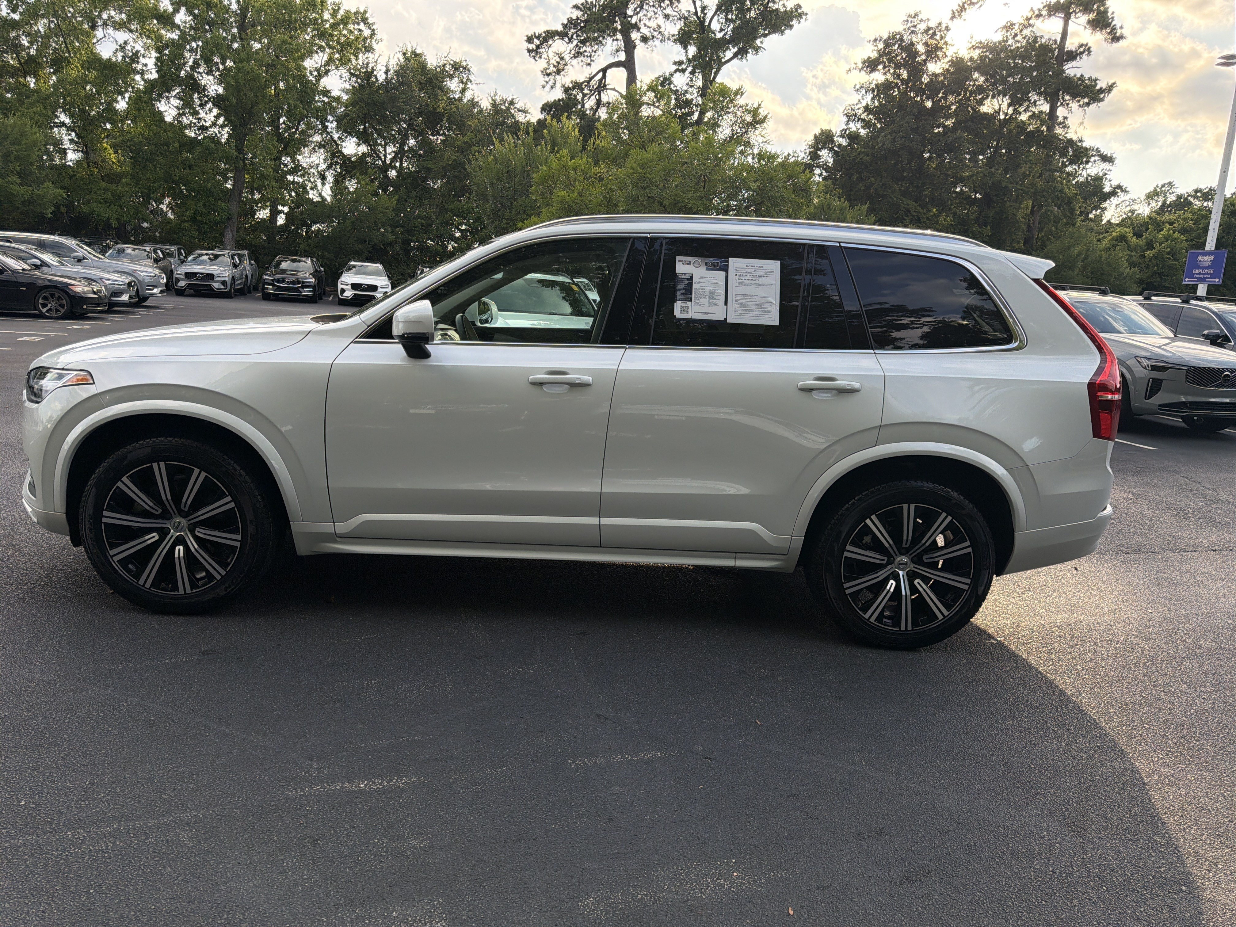 Certified 2023 Volvo XC90 B5 Core w/ Protection Package Premier AWD/4WD image 43