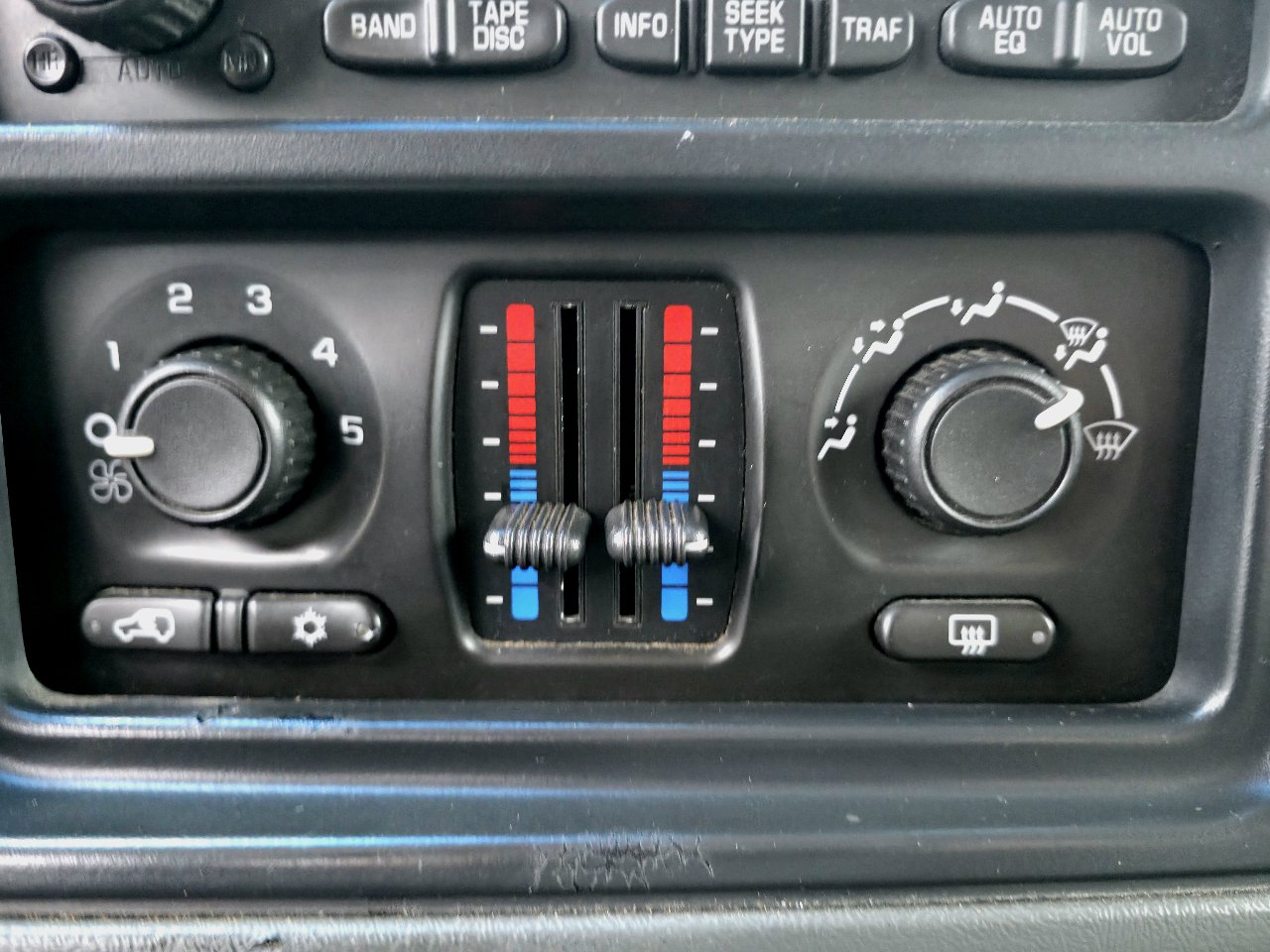 Used 2003 GMC Sierra 2500 SLE AWD/4WD image 15