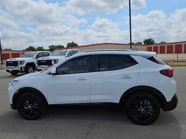 Used 2026 Buick Encore GX Sport Touring w/ Comfort Package FWD image 2