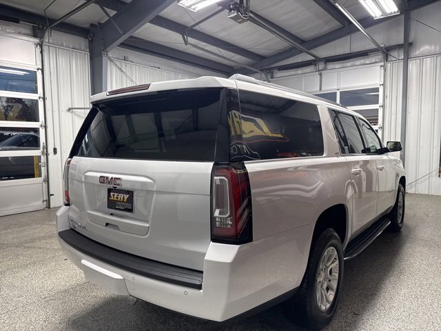 Used 2020 GMC Yukon XL SLT image 24