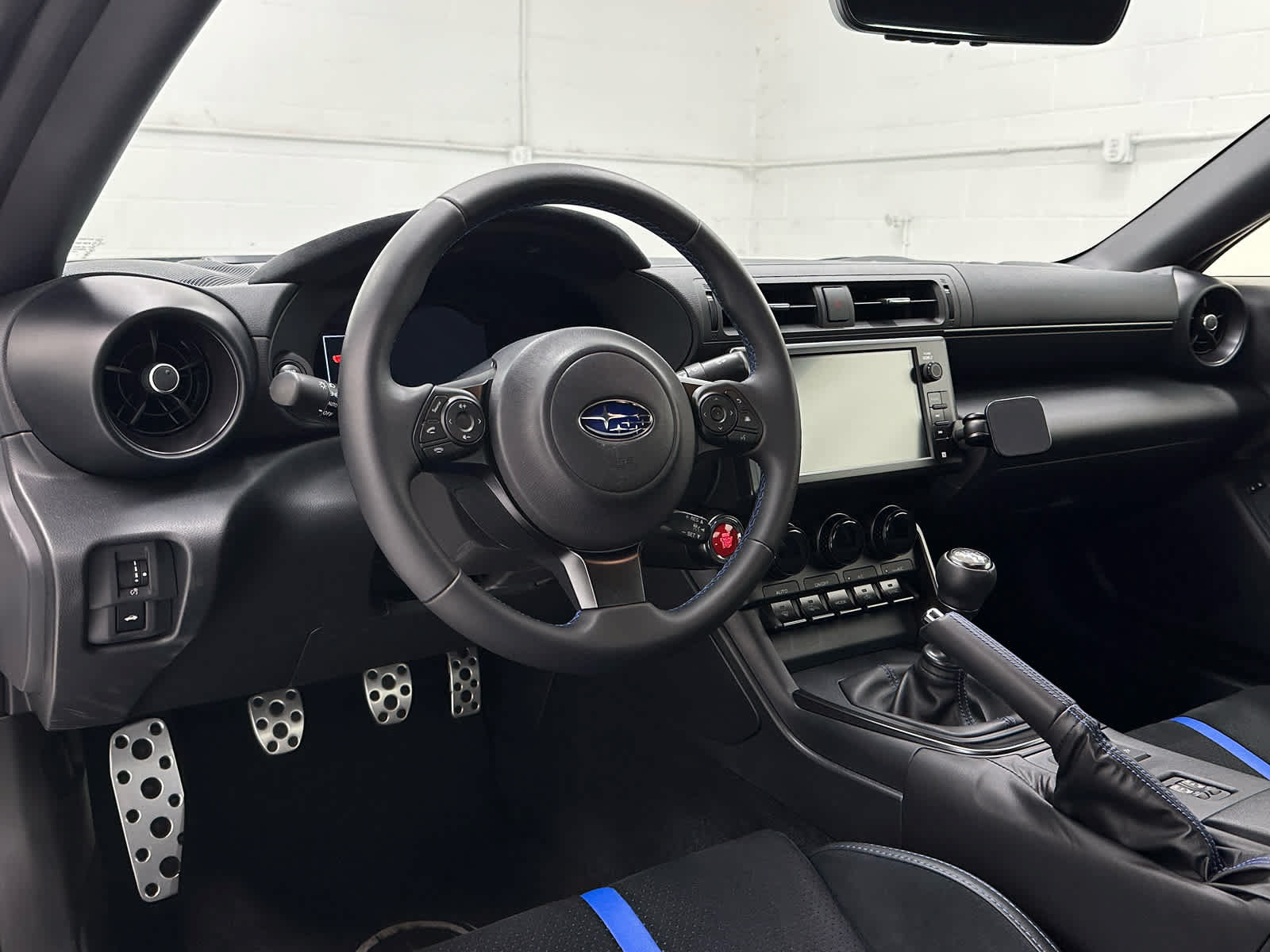 Used 2025 Subaru BRZ tS RWD image 10