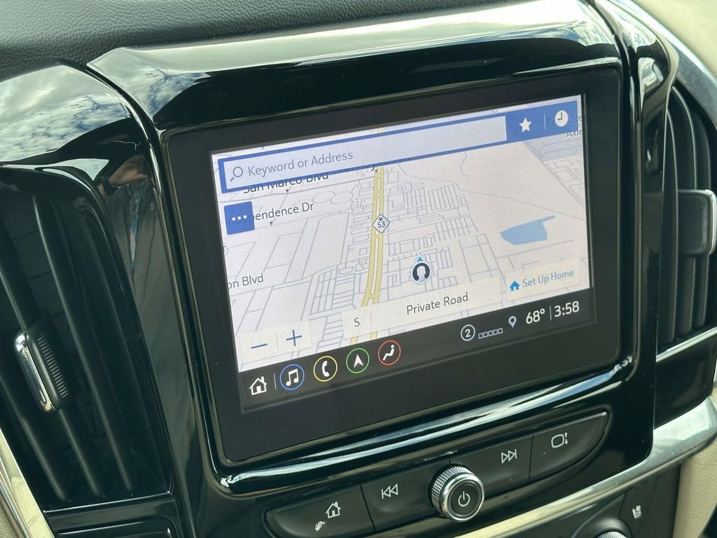 Certified 2023 Chevrolet Traverse Premier w/ LPO, Floor Liner Package image 27