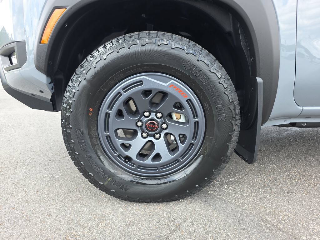 New 2026 Nissan Frontier 4x4 Crew Cab image 13