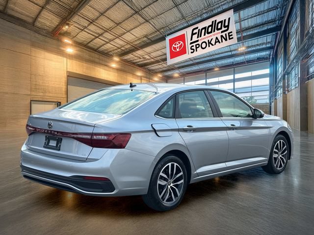 Used 2025 Volkswagen Jetta SE FWD image 5
