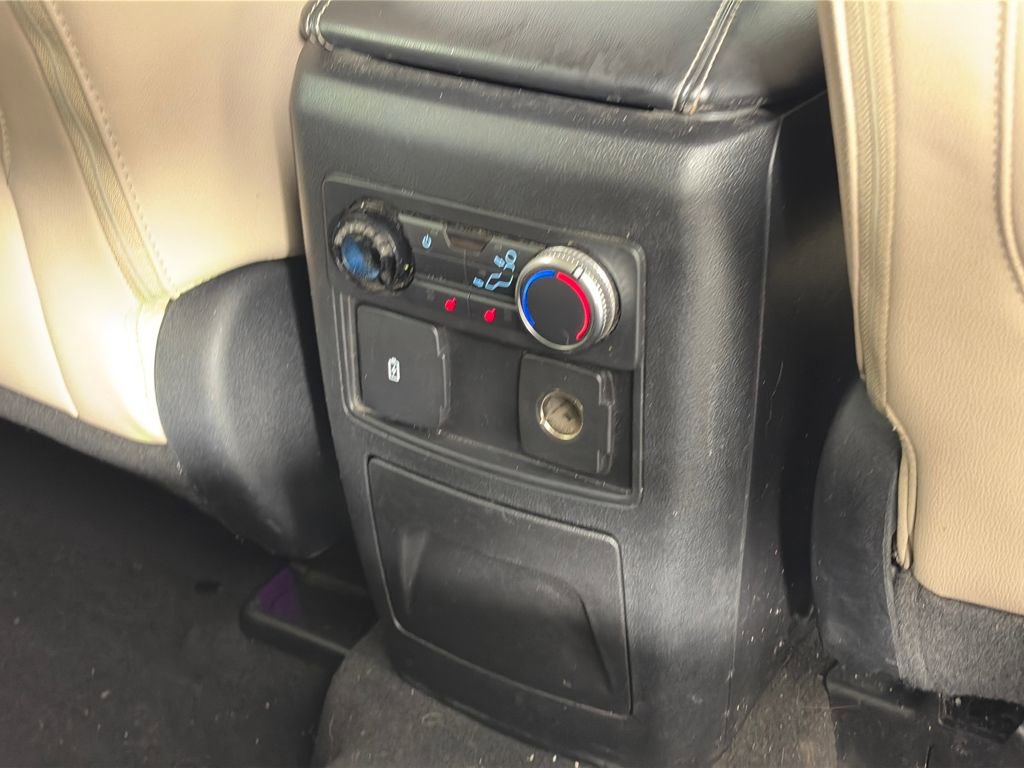 Used 2022 Ford Explorer Limited image 30