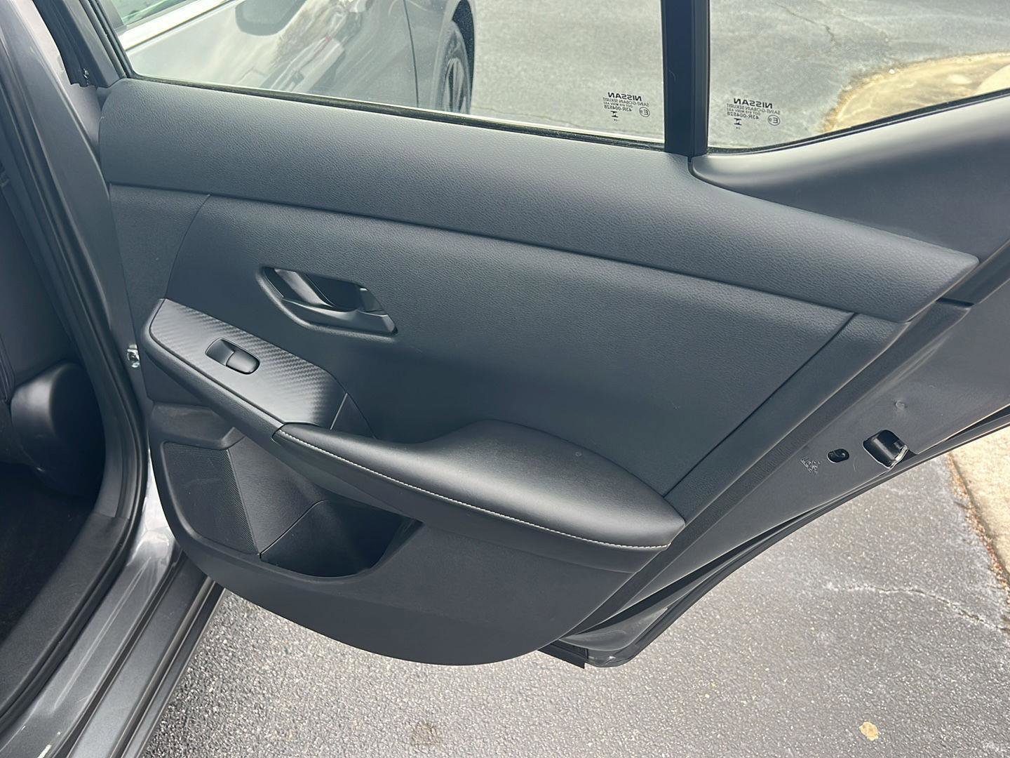 Used 2025 Nissan Sentra S image 15