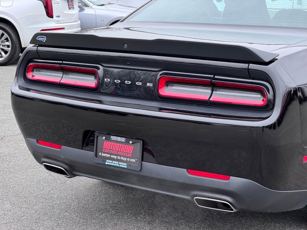 Used 2023 Dodge Challenger SXT image 34